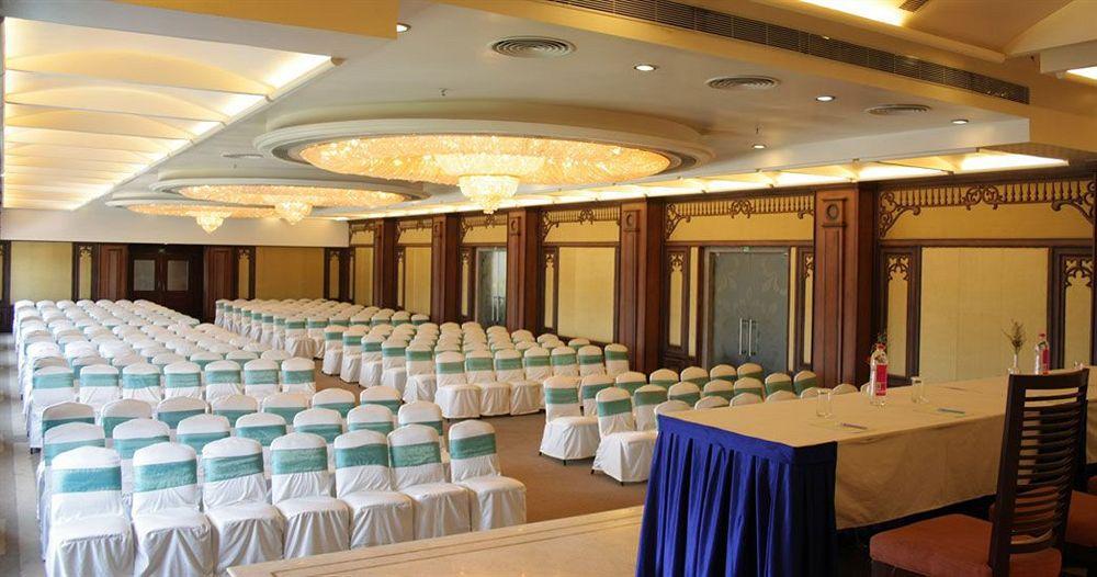Hotel Atithi Pondicherry Exterior photo