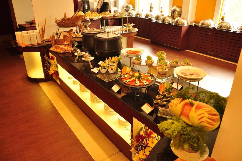 Hotel Atithi Pondicherry Exterior photo